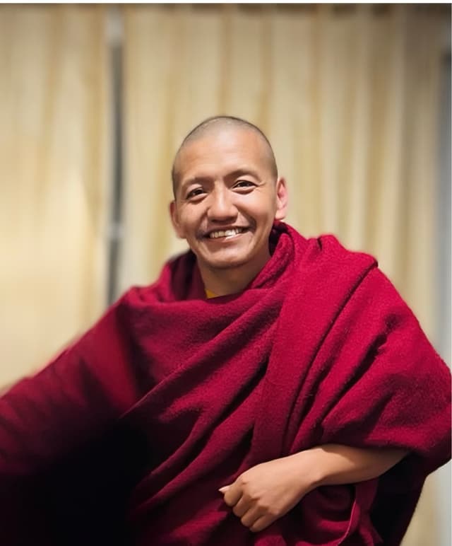 H.E. Kyabje Khen Rinpoche Jetsun Lobsang Rabten